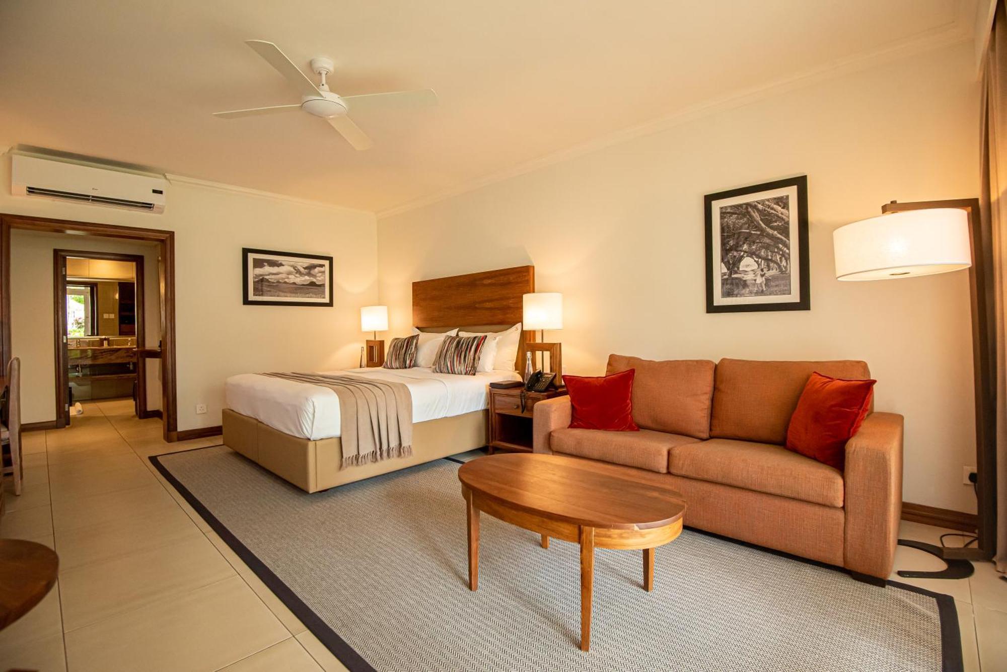 Resort Sands &